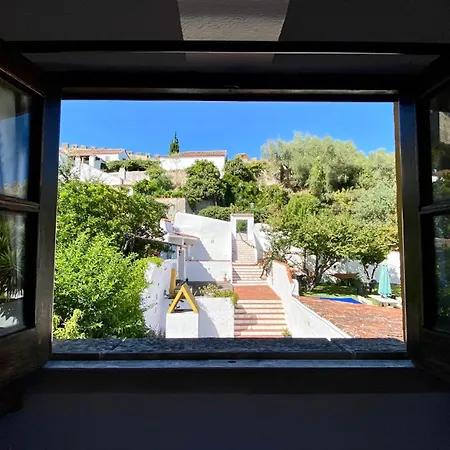 בית נופש Patio Da Muralha אובידוס