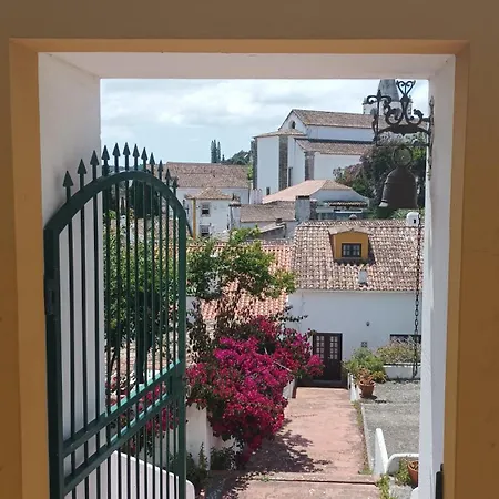 בית נופש Patio Da Muralha