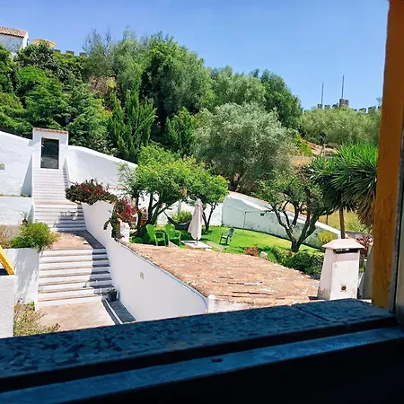 בית נופש Patio Da Muralha אובידוס